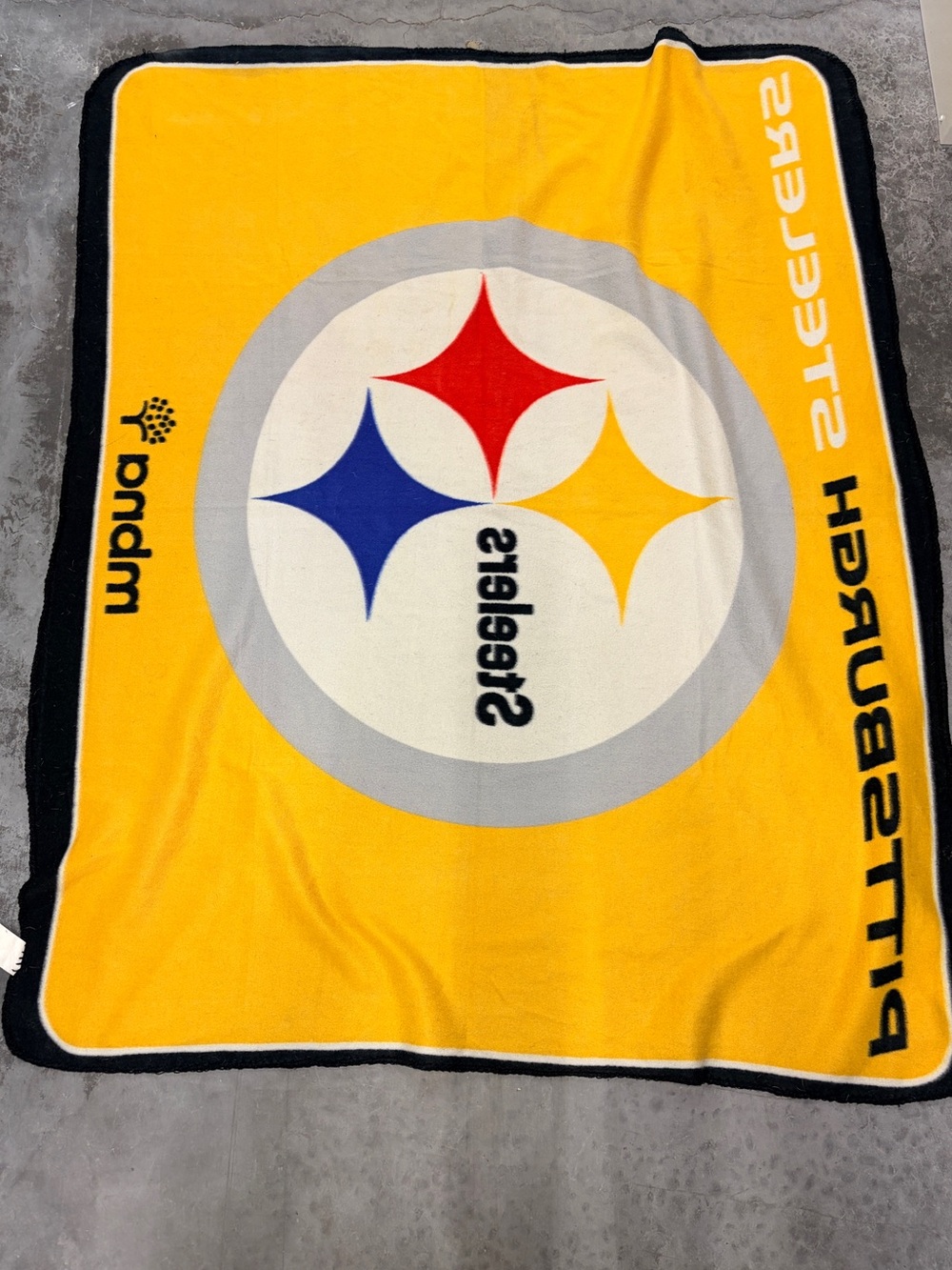 Yellow Plush Throw Blanket - Official Team Design